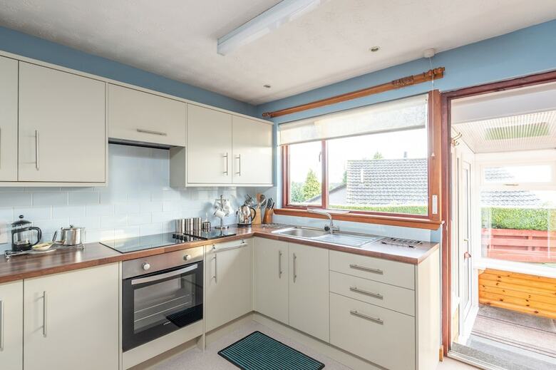 Residencia Clisham Holiday Home