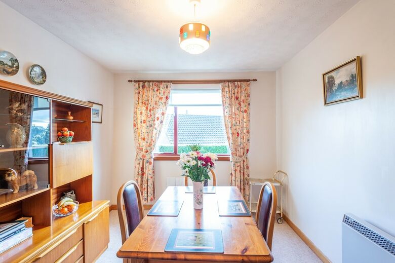 Residencia Clisham Holiday Home