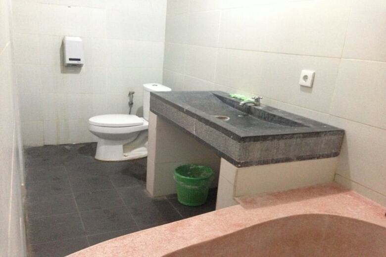 Hostal Capital O 2533 Shita Bali Hotel