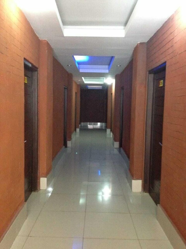 Hostal Capital O 2533 Shita Bali Hotel