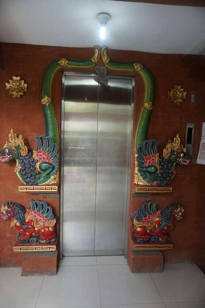 Hostal Capital O 2533 Shita Bali Hotel