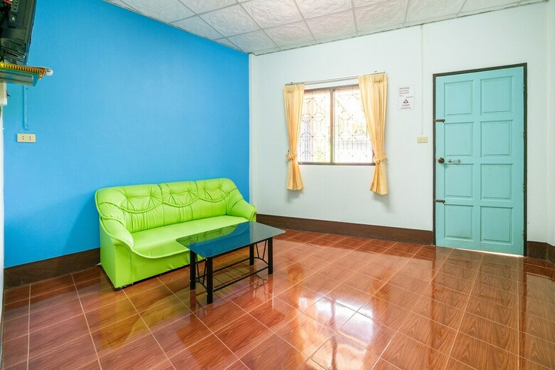 Hotel Oyo 608 Maleena Home
