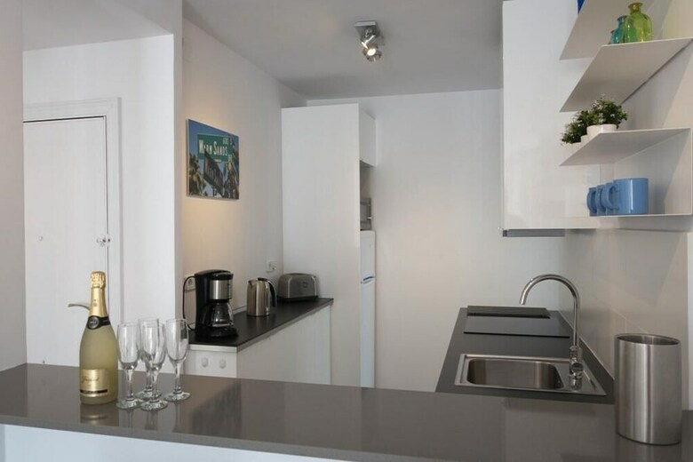 Warm Sands Apartment