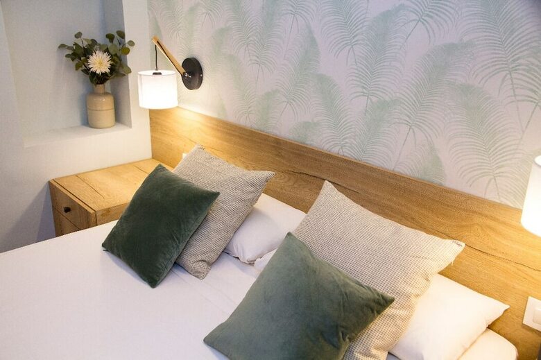 Apartamentos Suite Place Barcelona Diputaci�