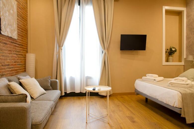 Apartamentos Suite Place Barcelona Diputaci�