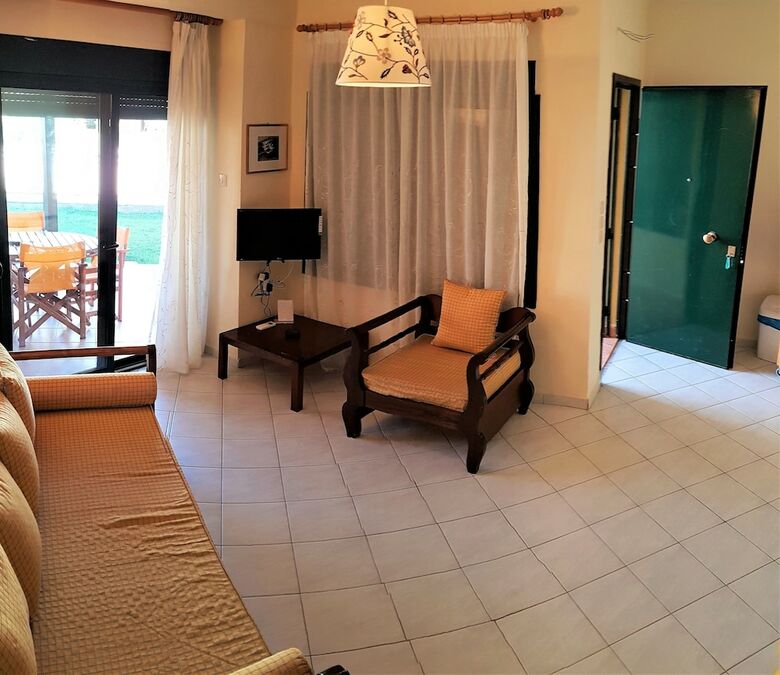 Eva's Houses