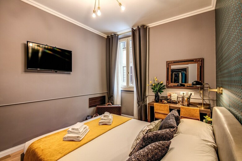 Tree Charme Parliament Boutique Hotel
