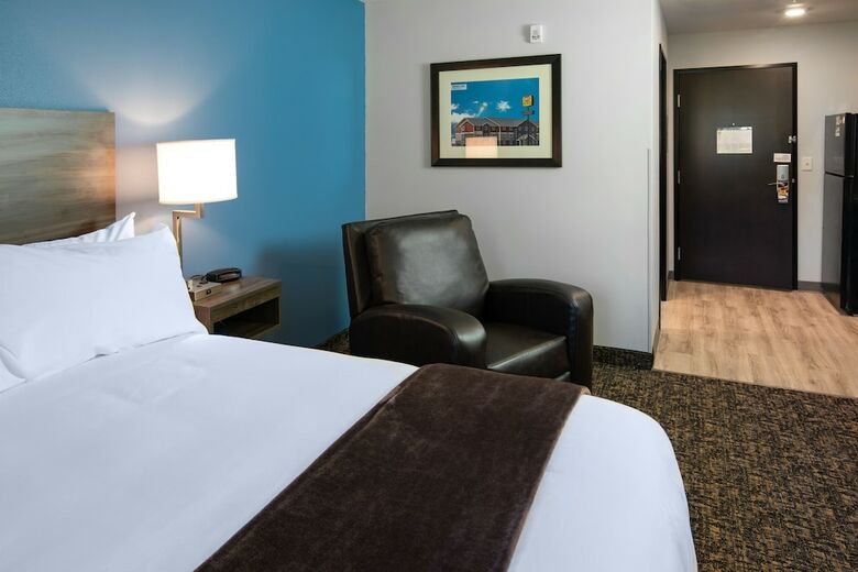 My Place Hotel- Phoenix West-avondale Az