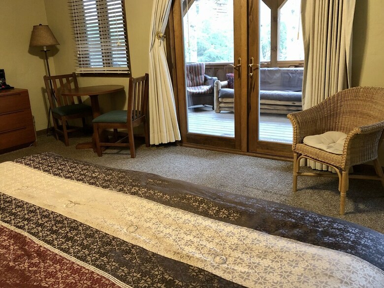 Motel Laurelwood Inn