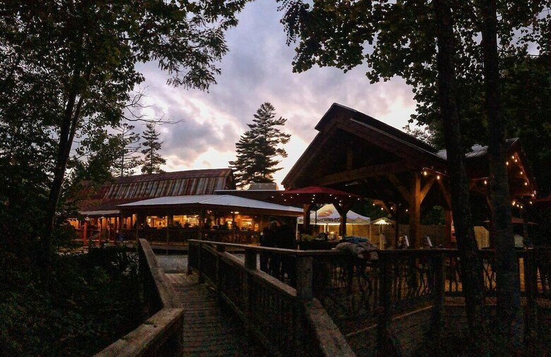 Motel Laurelwood Inn