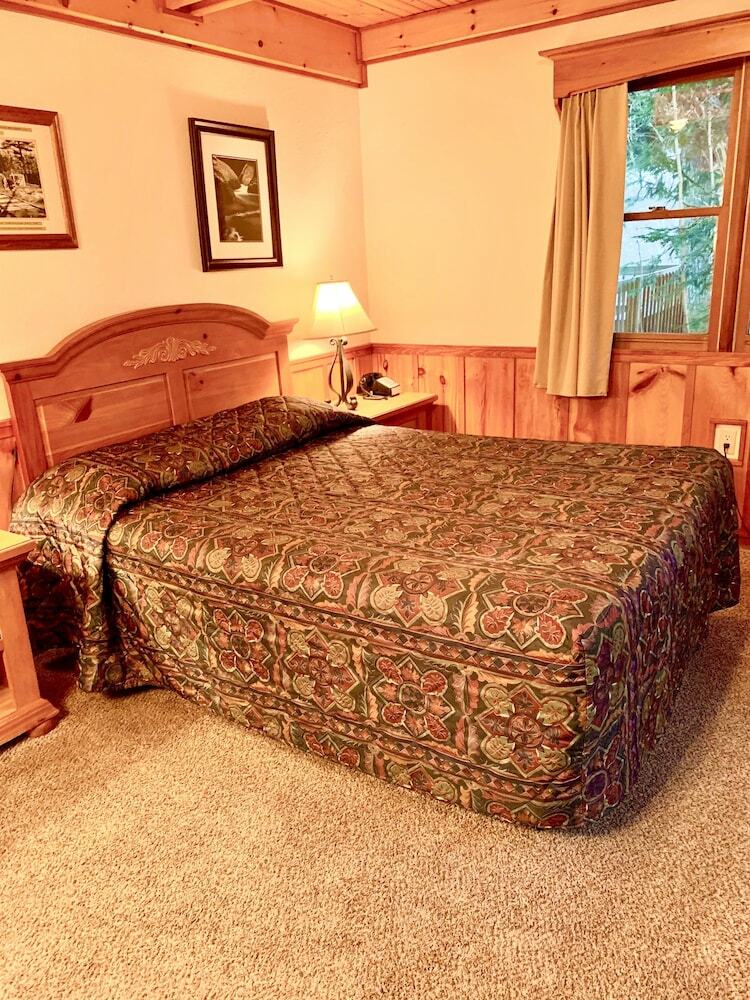 Motel Laurelwood Inn