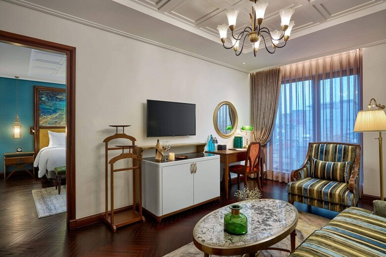 Peridot Grand Hotel & Spa By Aira