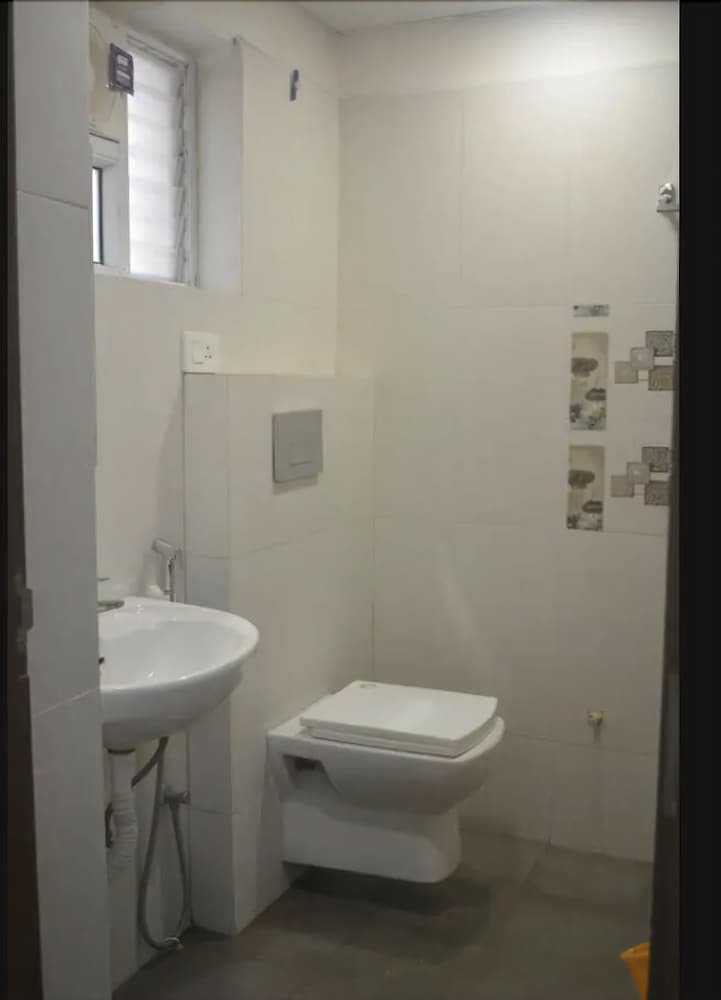 Hotel Cloud9 Homes Service Apartment