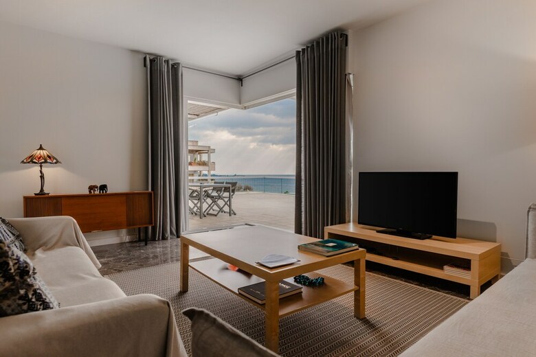 Apartamentos Sea View Beach Penthouse ? Athens Coast