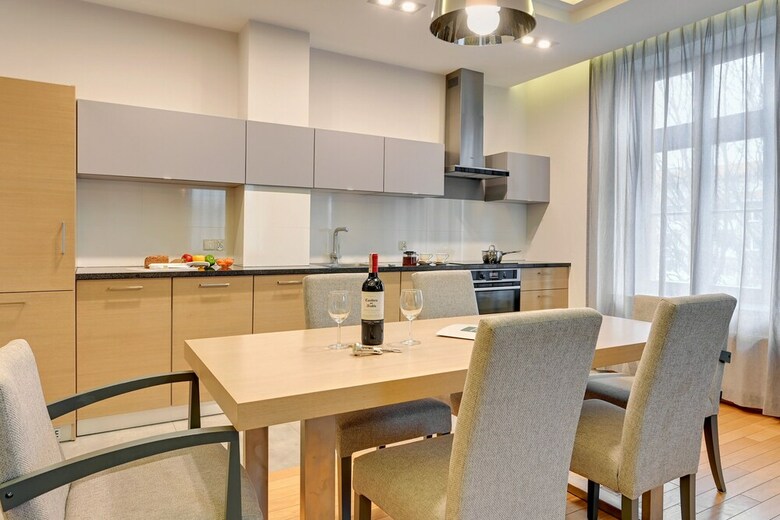 Old Town Aparthotel By Welcome Apartment