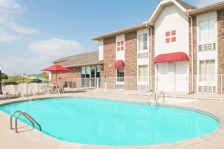 Motel Super 8 By Wyndham Lamar