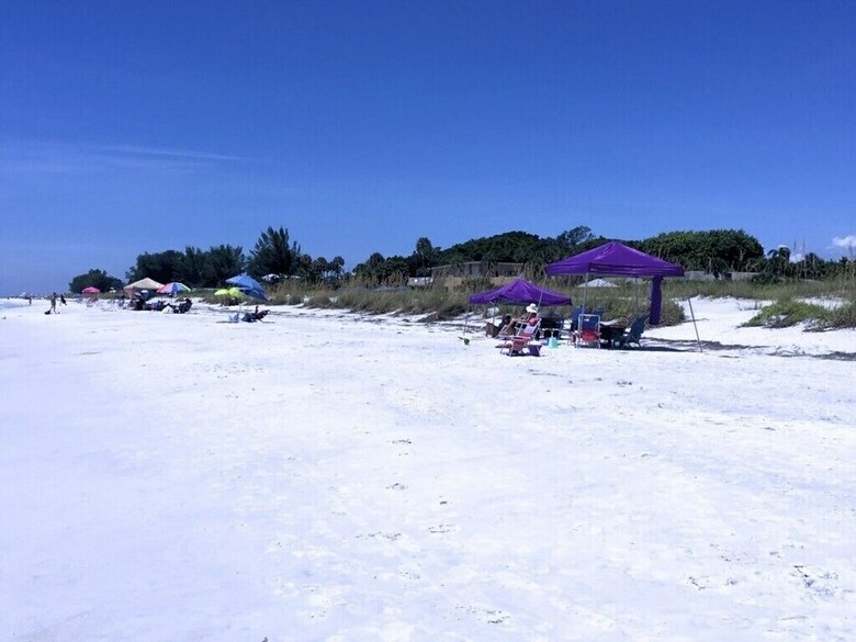 Apartamento The Anna Maria Island Beach Breeze