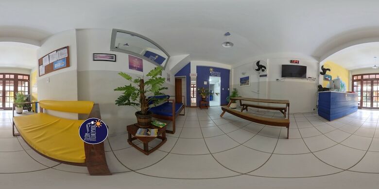 Hostal Bougainville Hostel