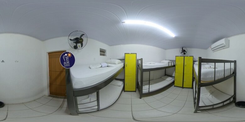 Hostal Bougainville Hostel