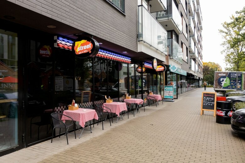 Metro Rondo Daszynskiego Apartment