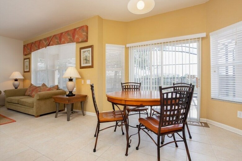 Svv 079 - Windsor Retreat 6 Bed Pool Home