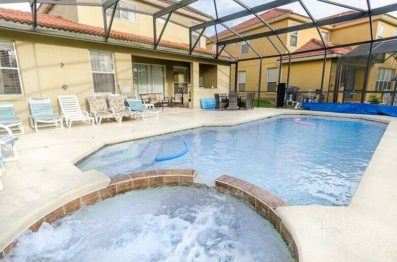 Tigerlilly Private Pool Villa