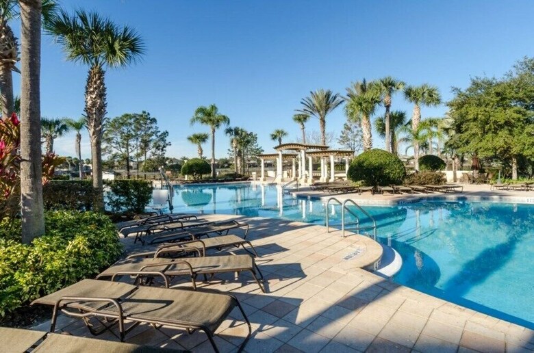 Svv 033 - Lakeside Escape 5 Bed Pool Home