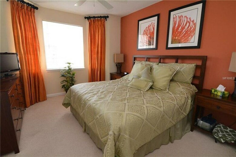 Stunning 3 Bed Condo With Pictuersque Water View