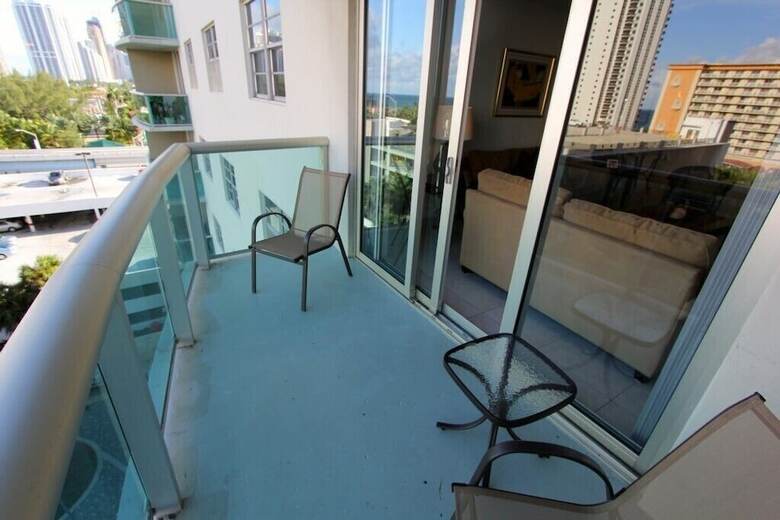 Standard 1 Bedroom Ocean View Or805