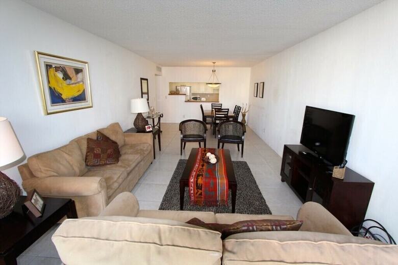 Standard 1 Bedroom Ocean View Or805
