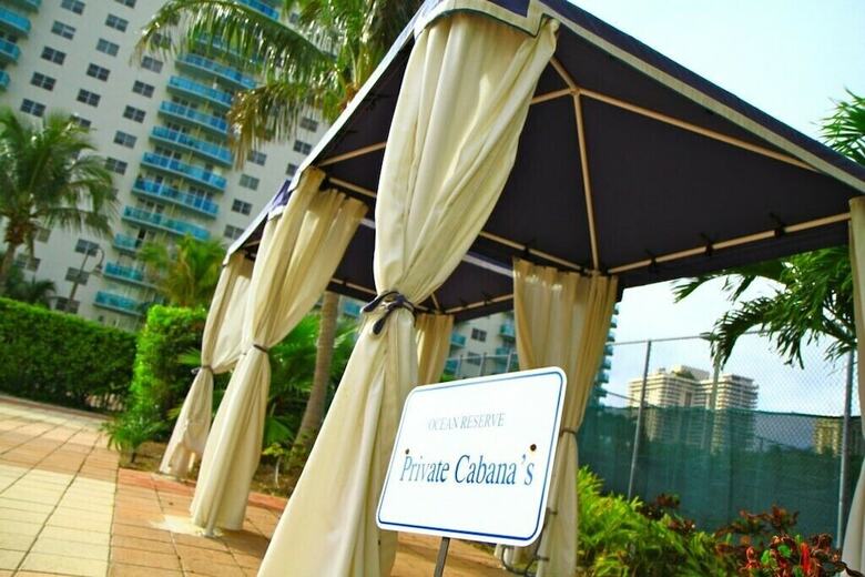 Standard 1 Bedroom Ocean View Or805