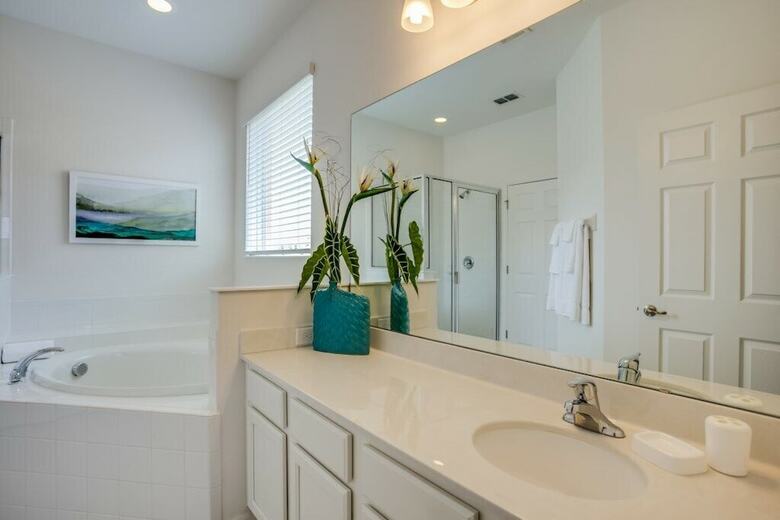 Svv 005 - Crofton Retreat New 6 Bed Pool Home