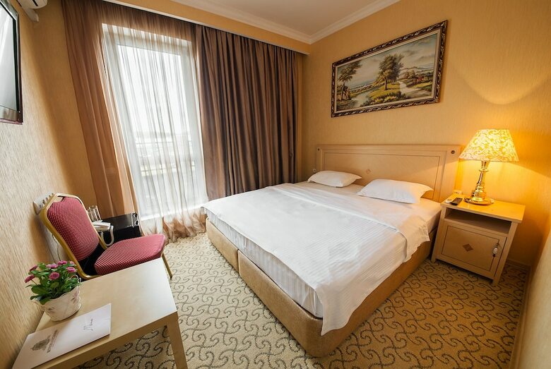 Hotel Kartmazovo Town