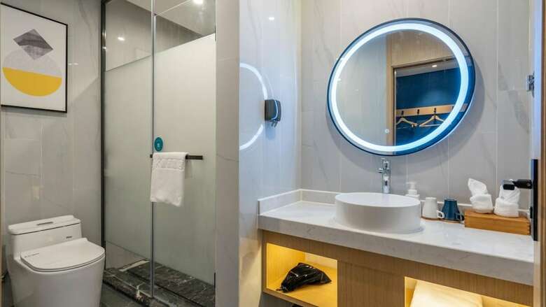 Vyluk Hotel Hongqihegou Subway Station