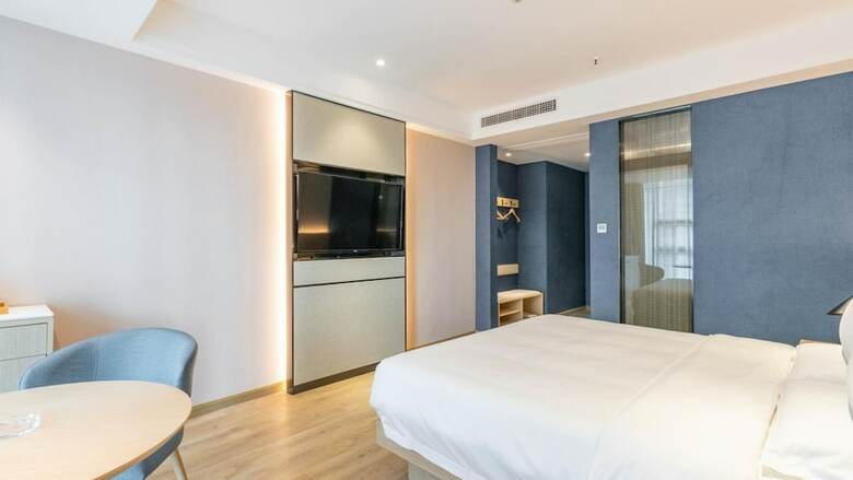 Vyluk Hotel Hongqihegou Subway Station