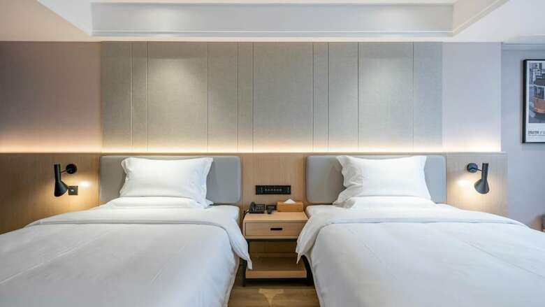Vyluk Hotel Hongqihegou Subway Station