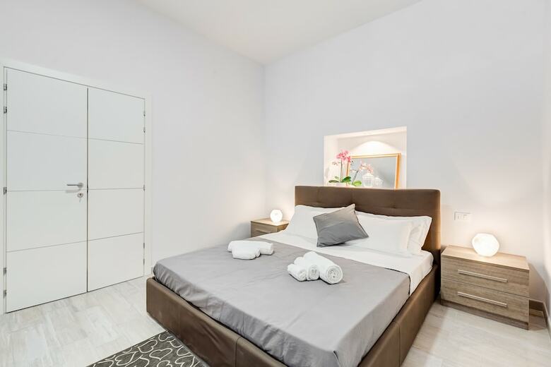 New Apartment In Front Of Ara Pacis