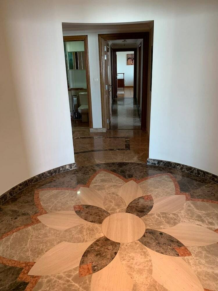 Apartment At San Stefano Grand Plaza