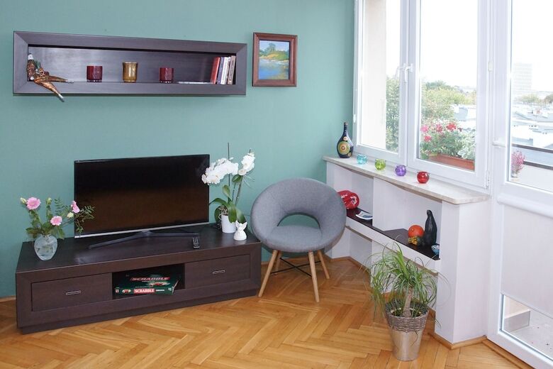 Kwiatowa Warsaw Apartment