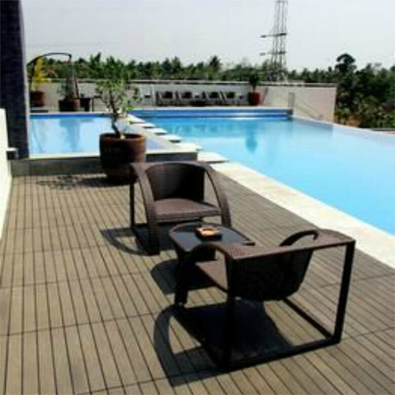 Flora Airport Hotel And Convention Centre Kochi