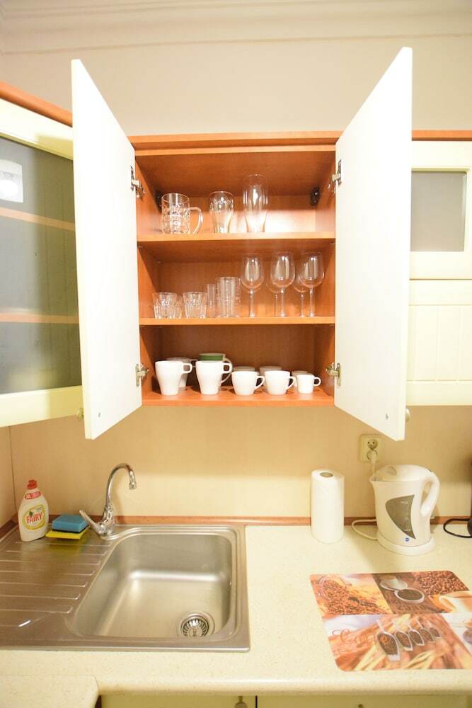 Elegant Apartment Universitas