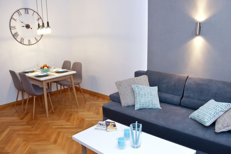 Srebrna Warsaw Apartment