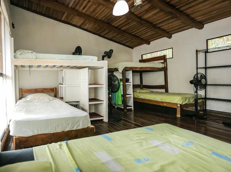 Hostal Surf &yoga Lodge Santa Teresa