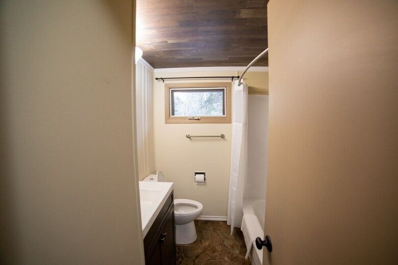 Hotel Castaways Cottages