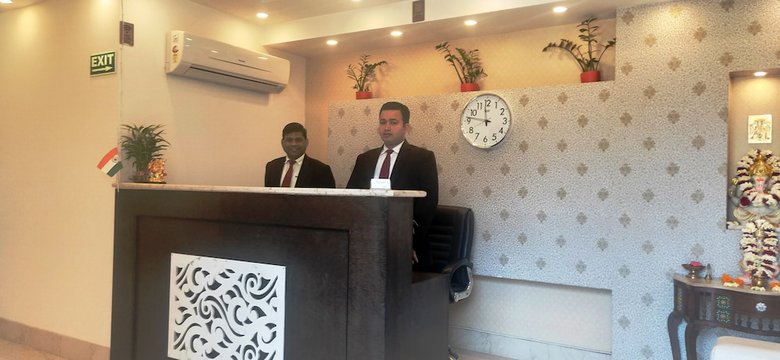 Hotel Corooms Sanvi Prime Unitech Cyber Park