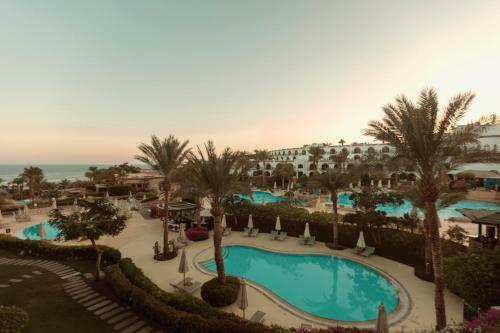 Royal Savoy Hotel And Villas