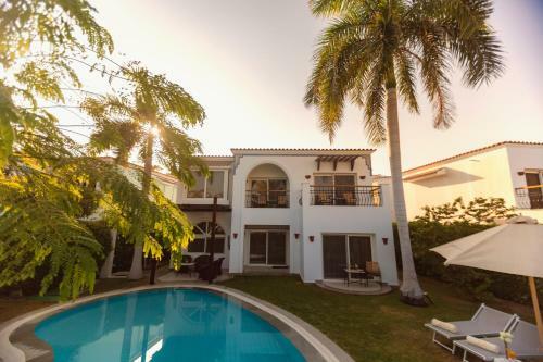 Royal Savoy Hotel And Villas