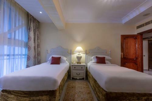 Royal Savoy Hotel And Villas