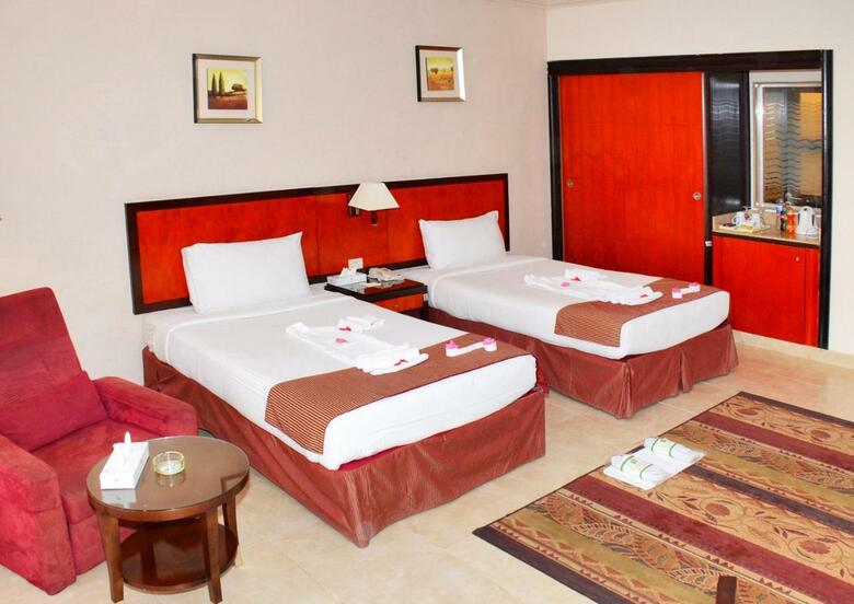 Hotel Rehana Royal Beach Resort & Spa