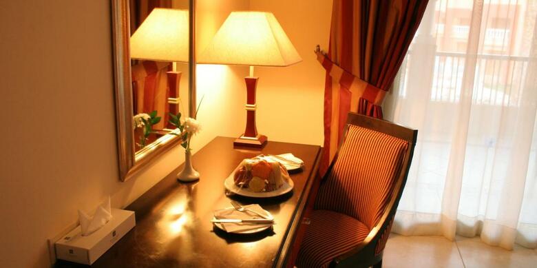 Hotel Rehana Royal Beach Resort & Spa